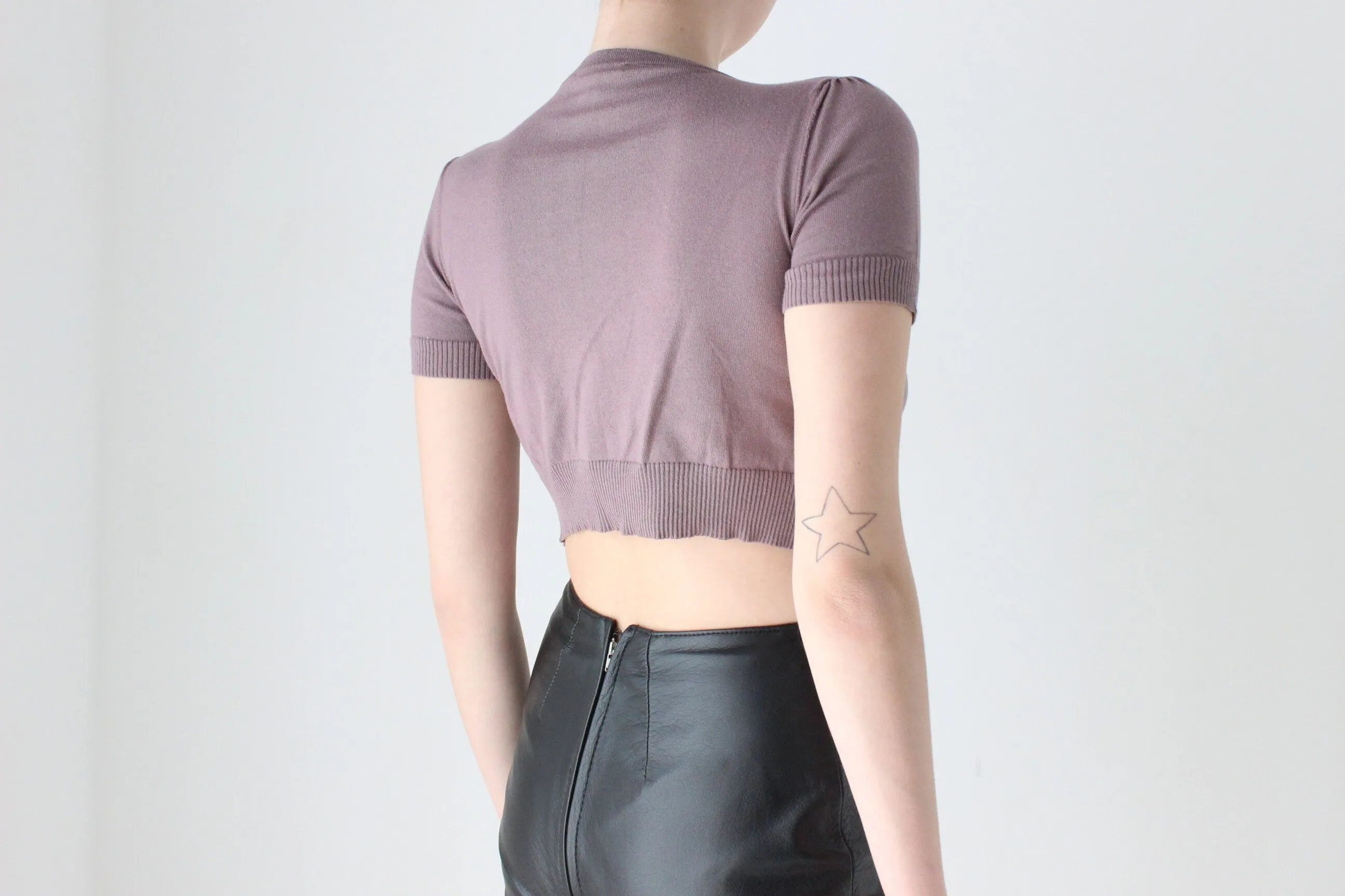 BALLETCORE Y2K Mauve Button Front Knit Crop by Cue