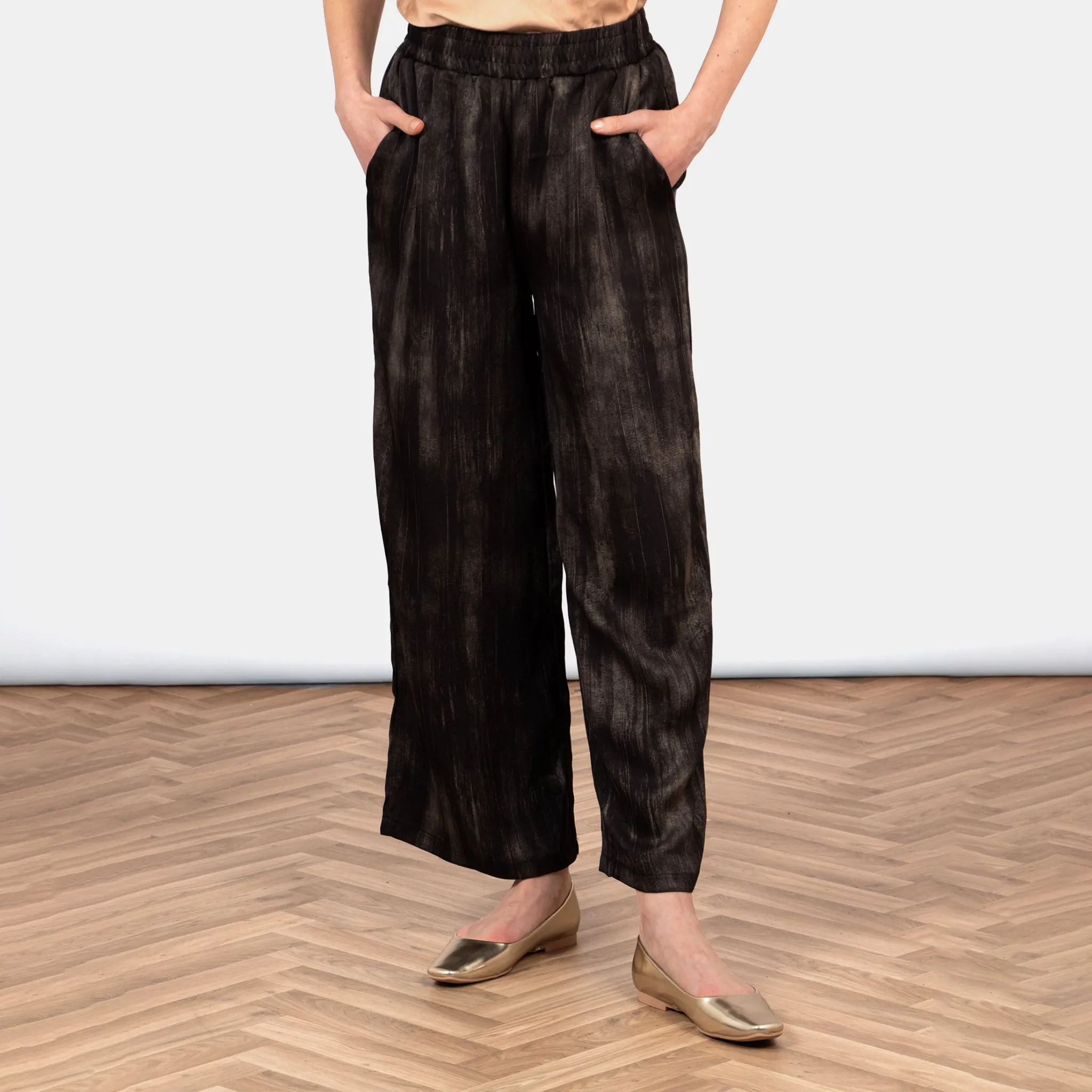 Carter Wide Leg Trousers - Black/Gold, Metallic Brushstroke