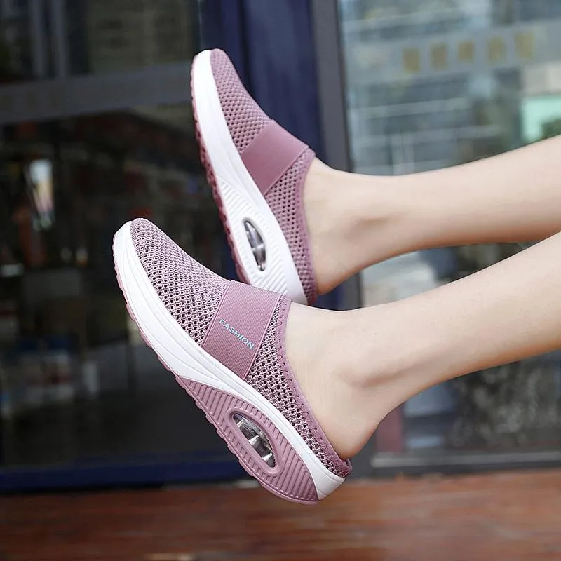 Flat sandals with mesh for women - comfort &amp; style