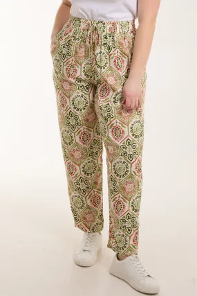 Floral Mandala Print Capri Trousers