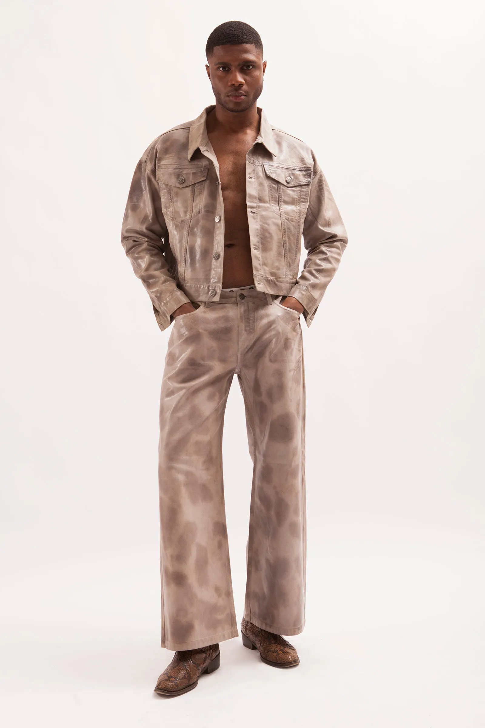 LA FAMA- GARMENT TIE DYE CANVAS LOOSE CROP TRUCKER JACKET