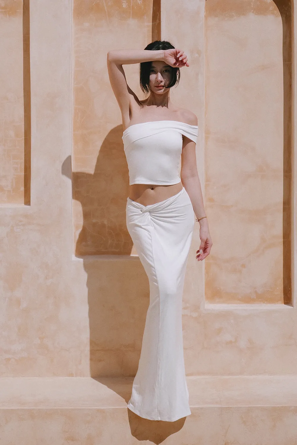 扭結剪裁長裙<br>Island Reverie Twist-front Stretch Maxi Skirt