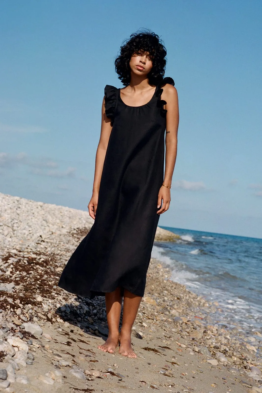 The Jane Ruffled Maxi Dress in black - Sample